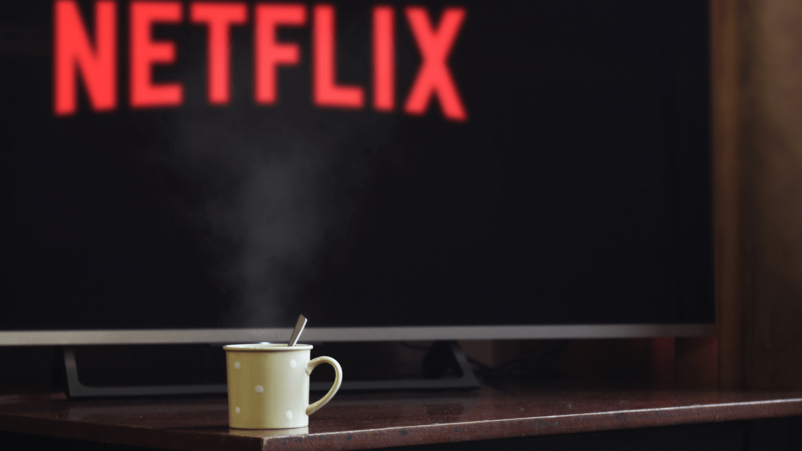 Netflix lakberendezés – 7 + 1 tartalom az őszi estékre